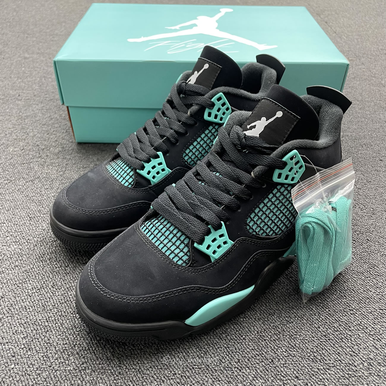 Air Jordan 4 Retro Tiffany Black Green (10) - newkick.vip